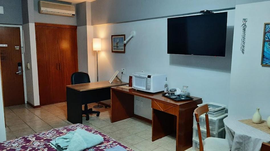 Flat A 2 Quadras Da Av Beira Mar, Um Dos Principais Pontos Turisticos De Fortaleza. Ngoại thất bức ảnh